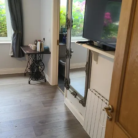 Large En-suite Pansiyon *