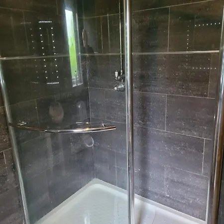 Large En-suite Pansiyon Killarney